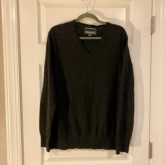Eddie Bauer Charcoal Grey V Neck Sweater Men's Large - Picture 1 of 4